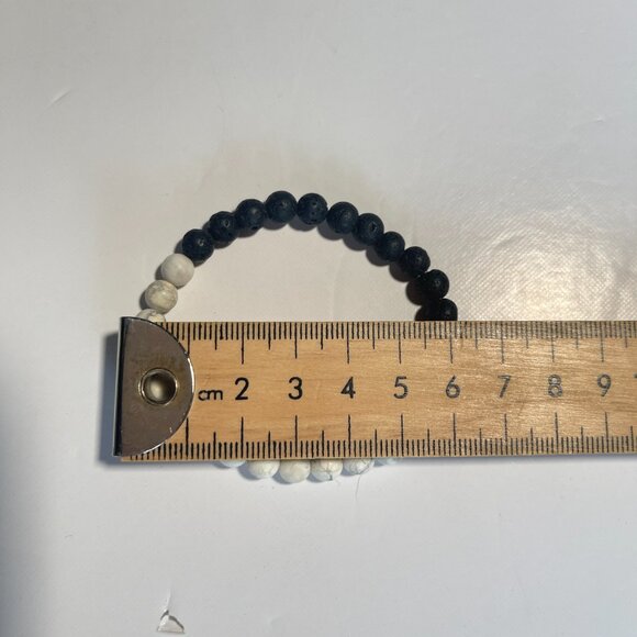 New Lava Stone & White Marble Beads Bracelet Saje Wellness - Picture 4 of 5